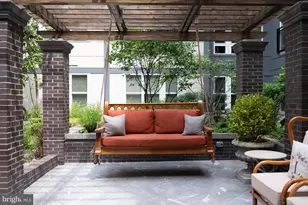 1339 E St SE, Washington, DC 20003 - Photo 31