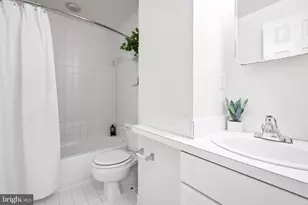 1621 T St NW, Washington, DC 20009 - Photo 17