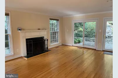 5321 Macarthur Boulevard NW, Washington, DC 20016 - Photo 3
