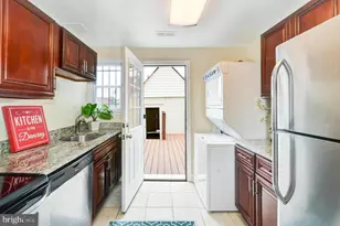 1648 L St NE, Washington, DC 20002 - Photo 9