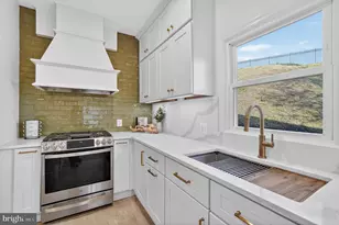 1905 47th St NW, Washington, DC 20007 - Photo 17