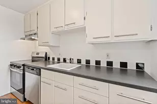 1316 New Hampshire Ave NW, Washington, DC 20036 - Photo 11