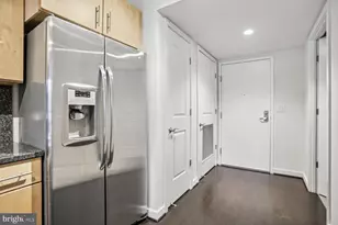 1025 1st St SE, Washington, DC 20003 - Photo 9