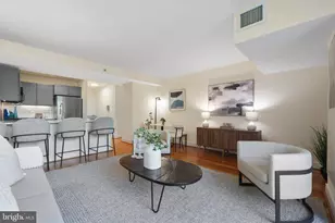 800 4th St SW, Washington, DC 20024 - Photo 11