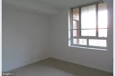 350 G Street SW #N613, Washington, DC 20024 - Photo 7