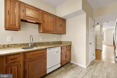 650 E Street NE #A, Washington, DC 20002 - Photo 11