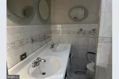 118 V Street NE, Washington, DC 20002 - Photo 9