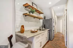 745 10th St SE, Washington, DC 20003 - Photo 37