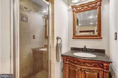 745 10th Street SE, Washington, DC 20003 - Photo 27