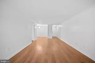 700 7th St SW, Washington, DC 20024 - Photo 53