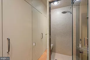 901 26th St NW, Washington, DC 20037 - Photo 9