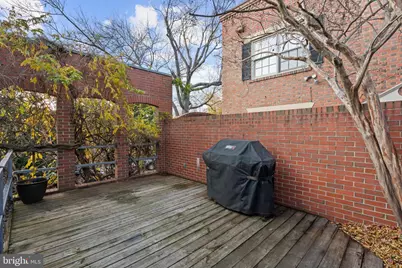 901 26th Street NW, Washington, DC 20037 - Photo 21