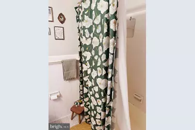 817 E St SE #1, Washington, DC 20003 - Photo 9