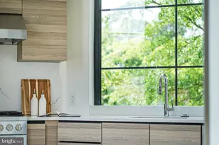 2901 Newark St NW, Washington, DC 20008 - Photo 5