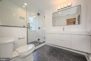 1328 Maryland Ave NE, Washington, DC 20002 - Photo 13