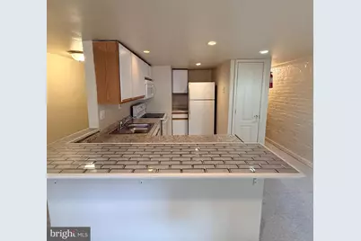 33 Randolph Place NW #B, Washington, DC 20001 - Photo 3