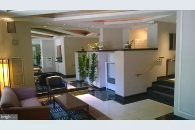 1301 20th Street NW #1003, Washington, DC 20036 - Photo 3