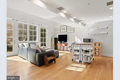 631 D Street SE, Washington, DC 20003 - Photo 5