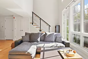 631 D St SE, Washington, DC 20003 - Photo 11