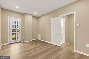 1033 5th St NE, Washington, DC 20002 - Photo 25