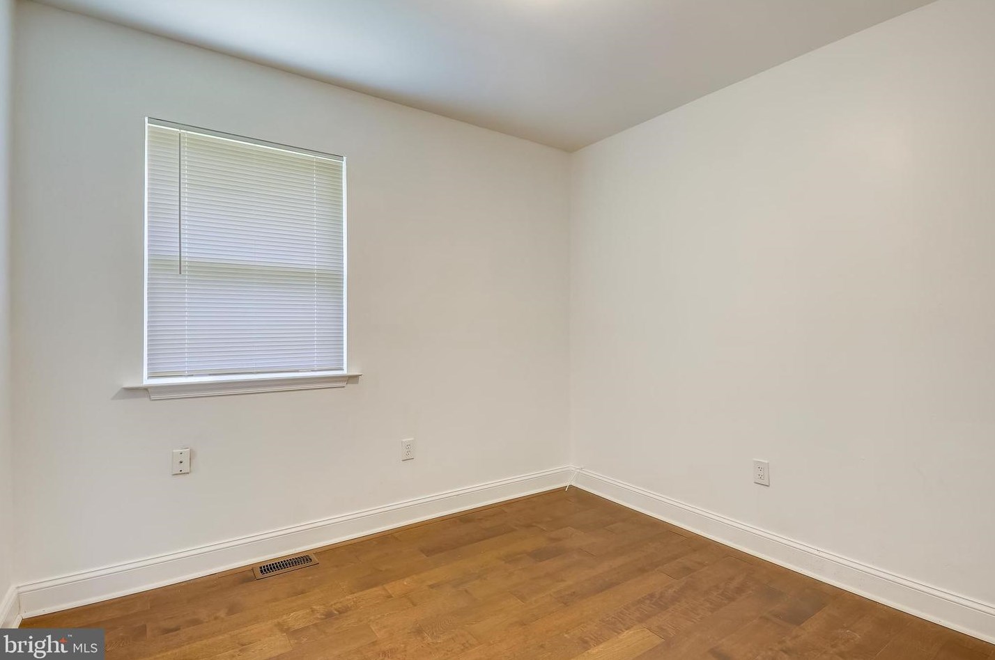 5125 Call Pl, Washington DC 20019-6320 exterior