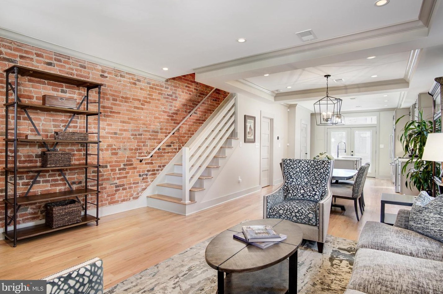 1307 Corbin Pl, Washington DC 20002 exterior