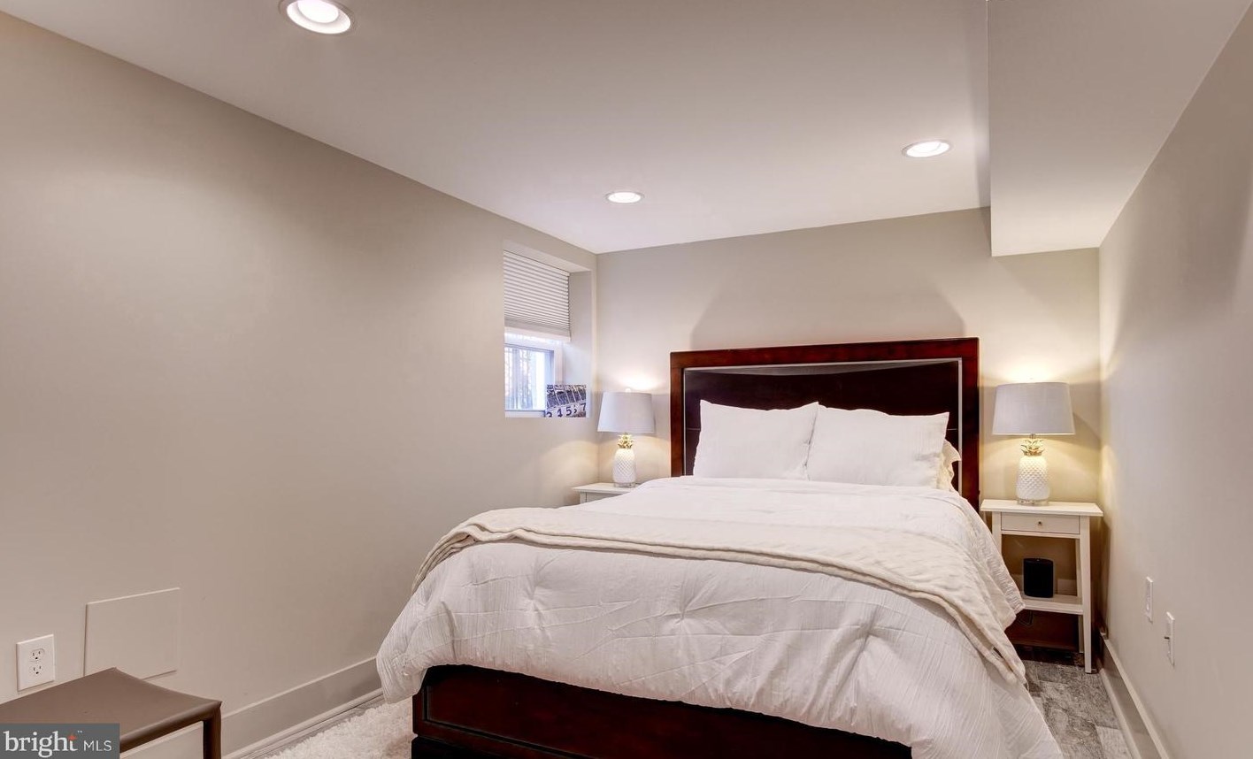 1307 Corbin Pl, Washington DC 20002 exterior