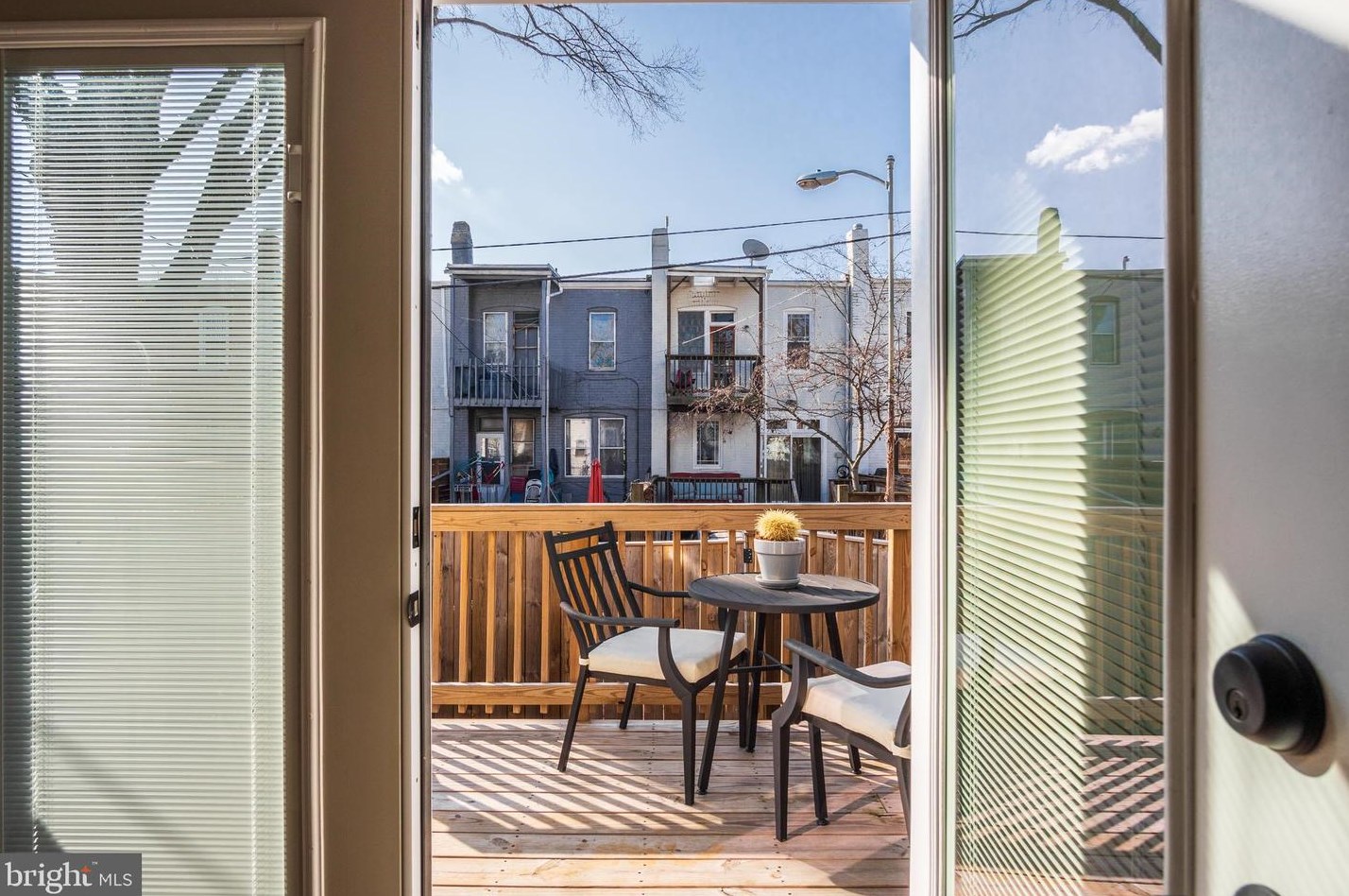 1307 Corbin Pl, Washington DC 20002 exterior