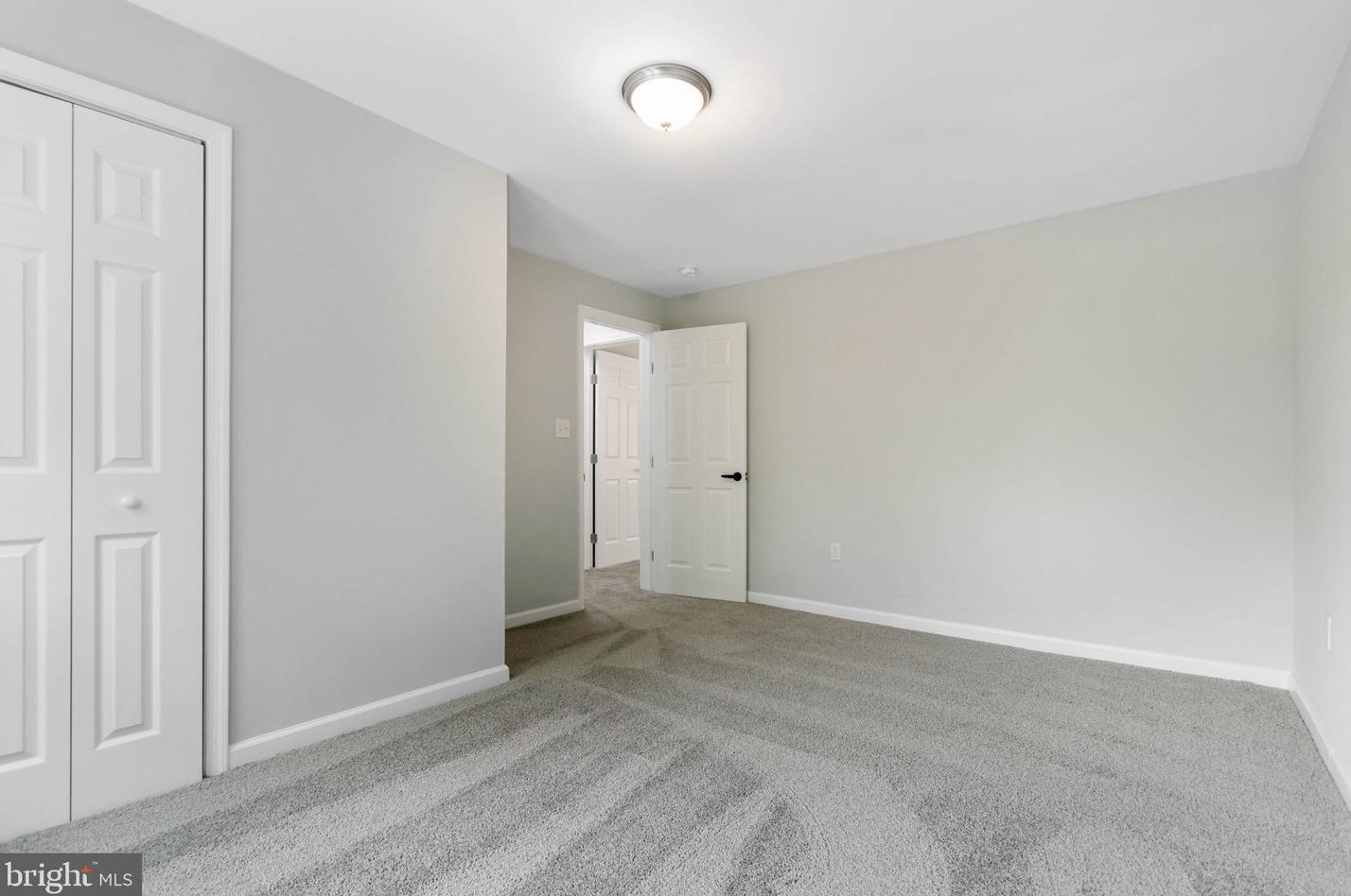 4912 Nannie Helen Burroughs Ave, Washington DC  20019-4817 exterior