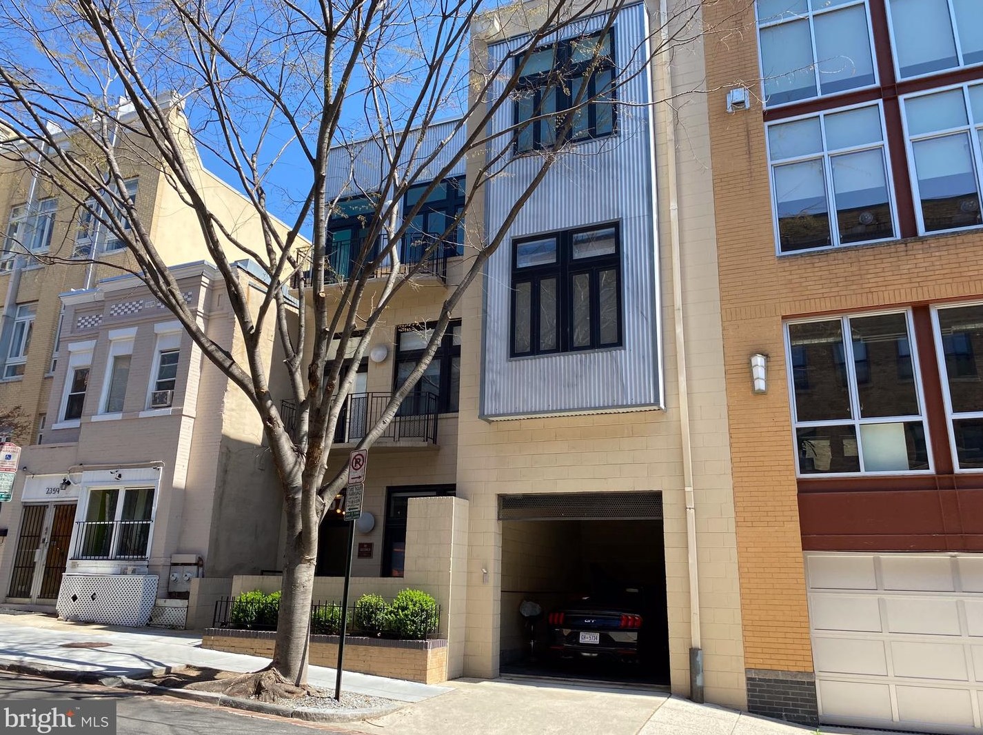 2357 Champlain St, Washington DC  20009-2605 exterior