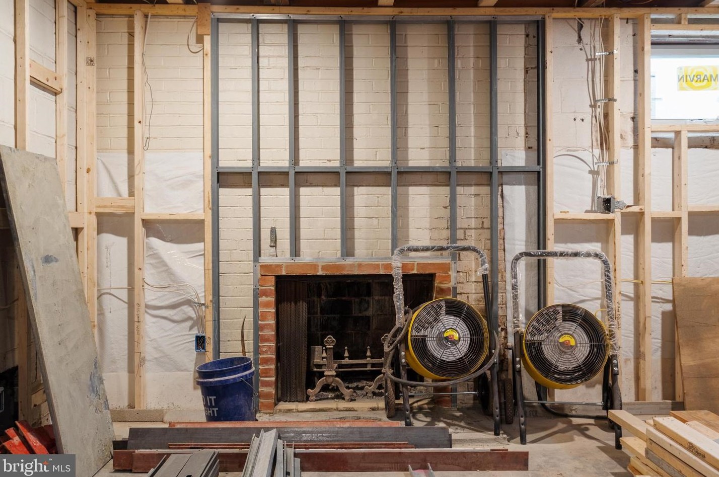 5121 Klingle St, Washington DC  20016-2654 exterior