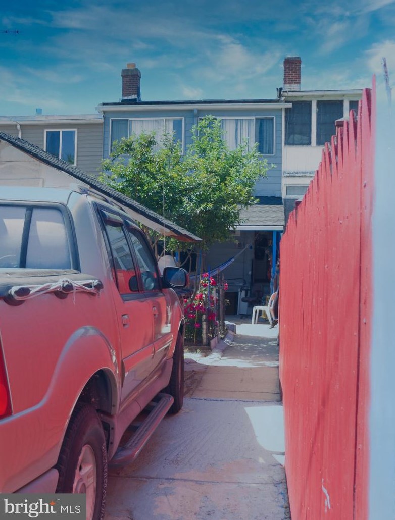 1217 Ingraham St, Washington DC 20011-3122 exterior