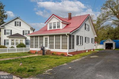 803 West Street - Photo 1