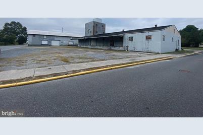 102 Dashields Street - Photo 1