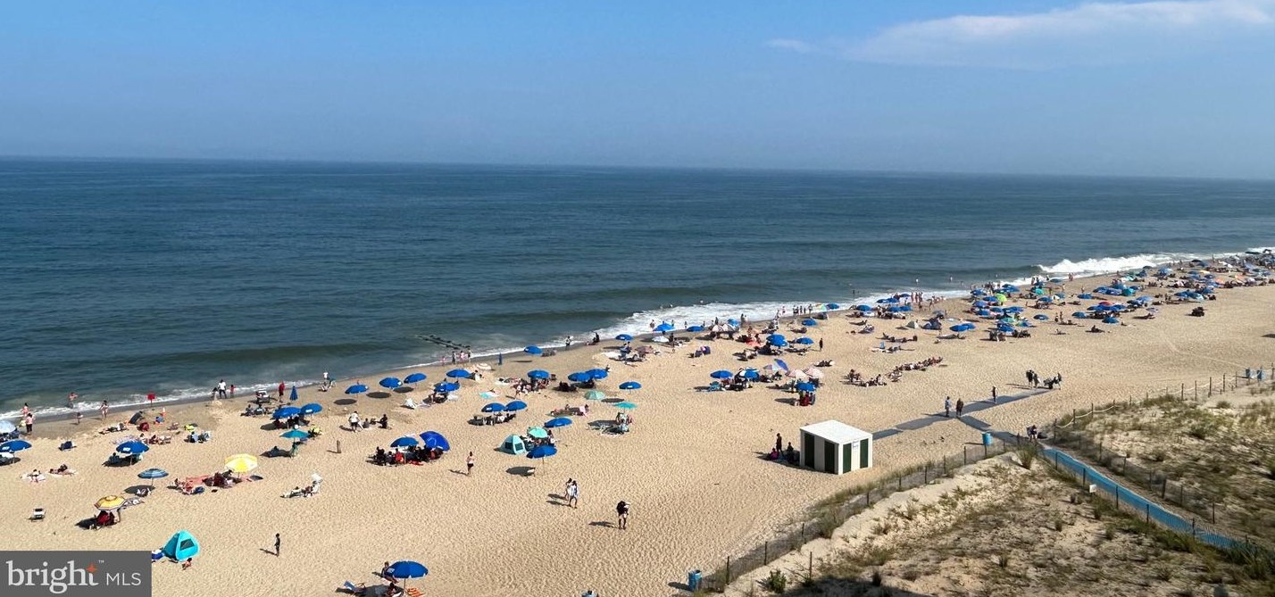 307 Boardwalk, Rehoboth DE  19971-2942 exterior