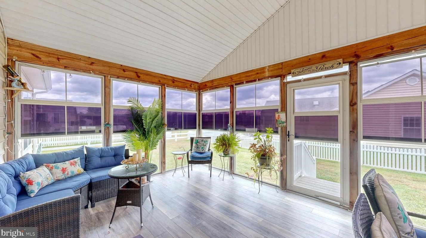 30794 Oak Crest Dr, Lewes, DE 19958