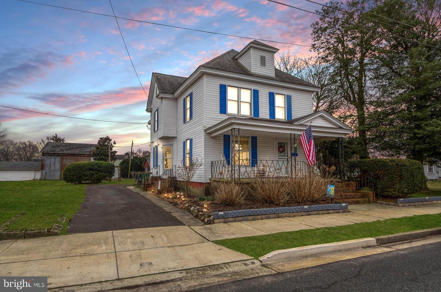 311 Walnut St, Bridgeville, DE 19933 MLS DESU2055626 Coldwell Banker