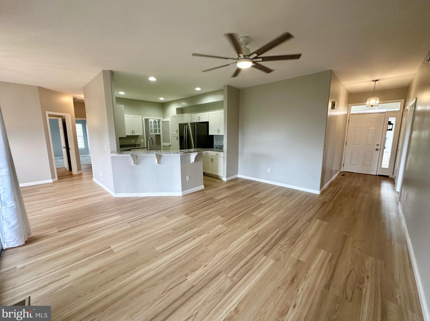 103 Aspen Ct, Slaughter Beach DE  19963-4516 exterior