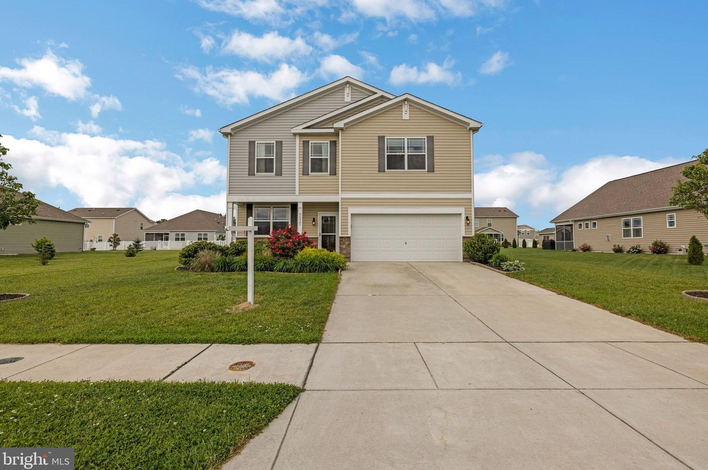 7321 Gregory Blvd, Slaughter Beach DE  19963-3944 exterior