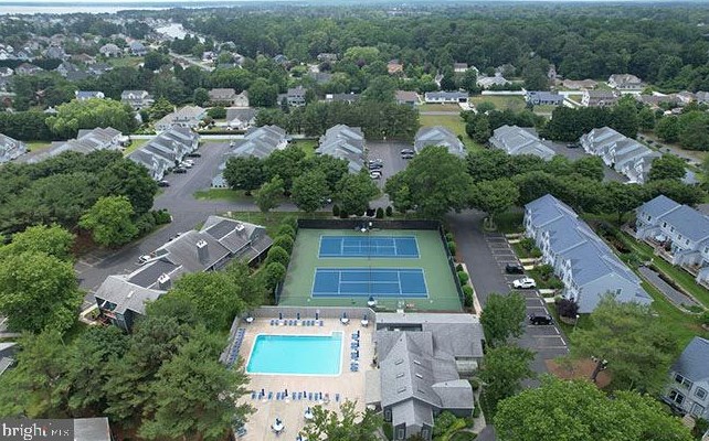 260 Sea Eagle Dr, Rehoboth DE  19971-2751 exterior