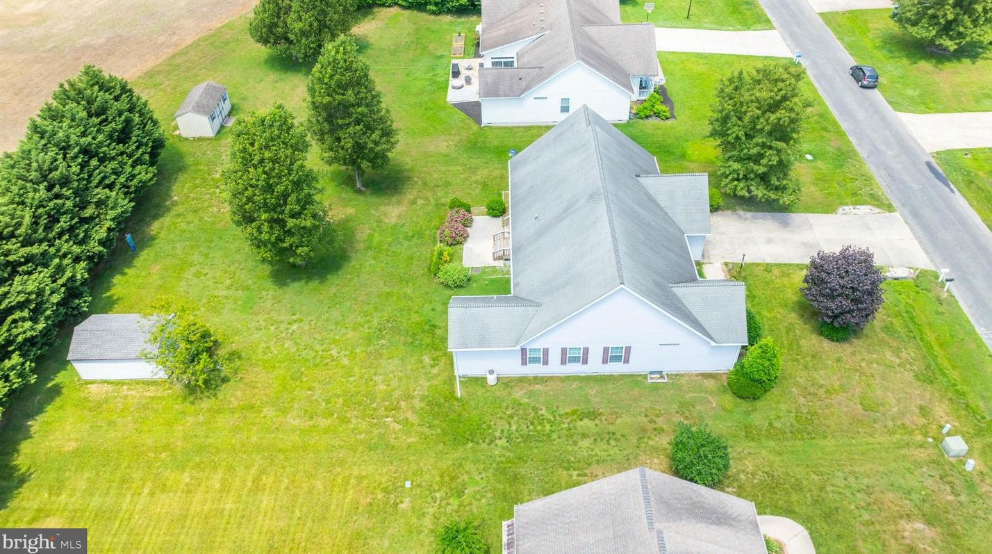 27 Autumnwood Way, Lewes DE  19958-9459 exterior