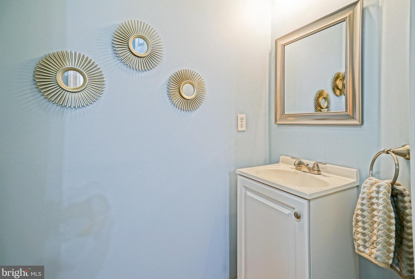 238 Lakeside Dr, Lewes DE 19958-8984 exterior