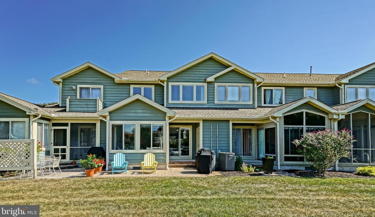 238 Lakeside Dr, Lewes DE 19958-8984 exterior