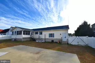 38182 Piney Point Rd, Ocean View, DE 19970 - Photo 15