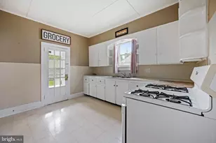 305 Walnut St, Milton, DE 19968 - Photo 25