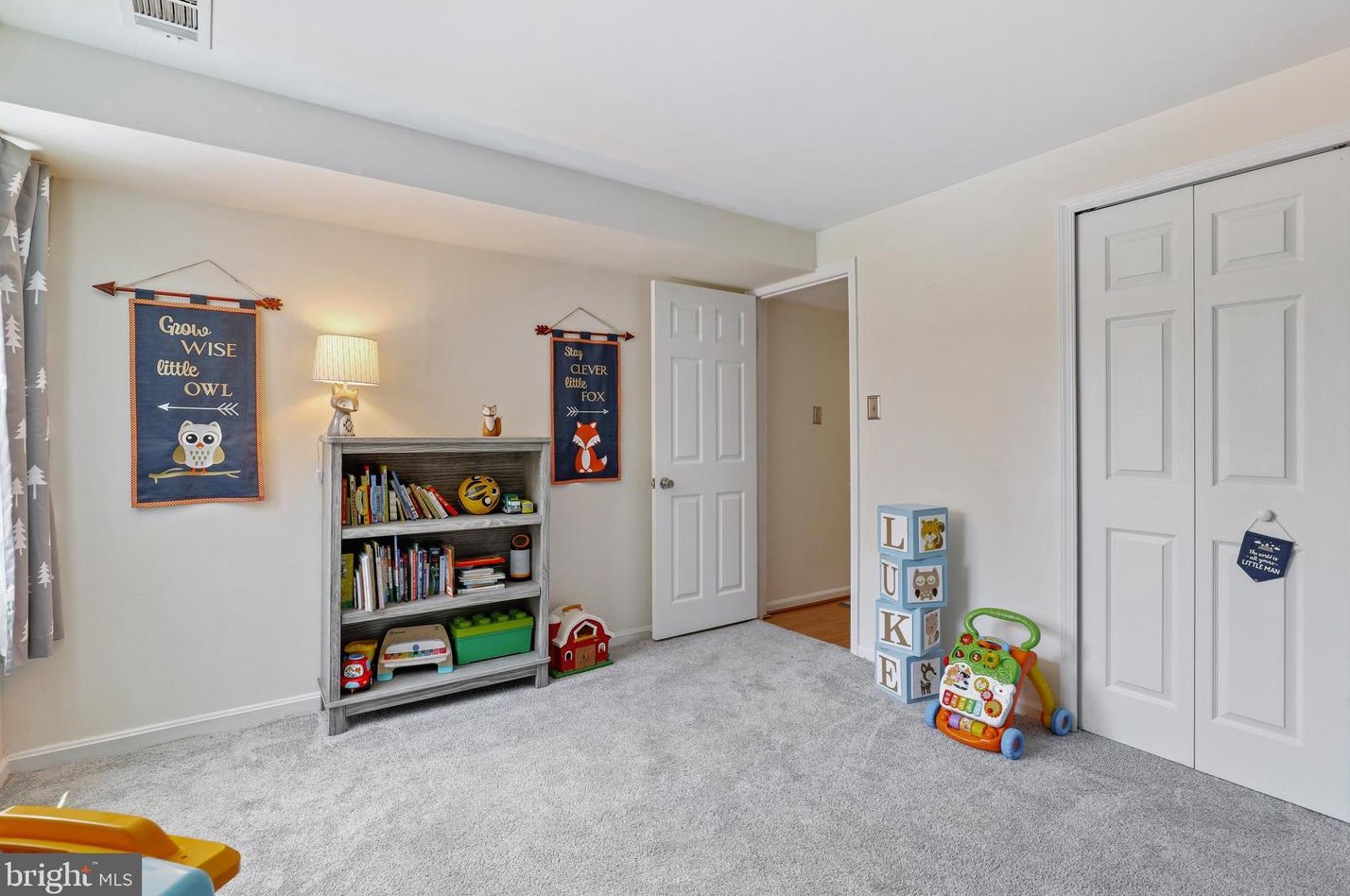 1476 Blockton Ct, Crofton MD 21114-1102 exterior