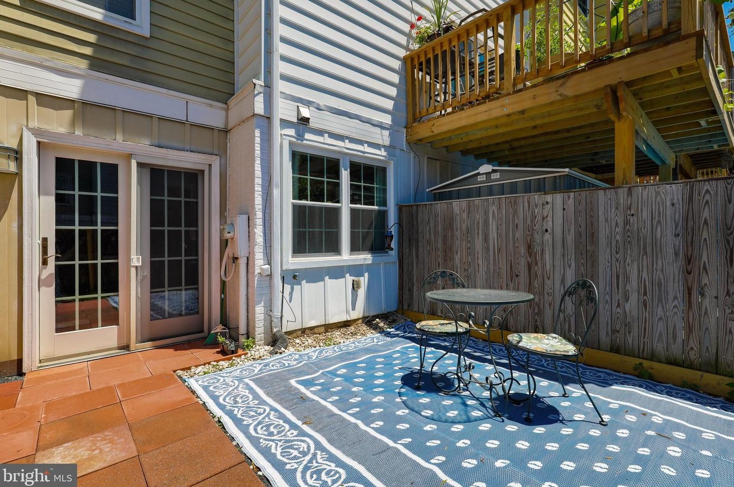 1476 Blockton Ct, Crofton MD 21114-1102 exterior