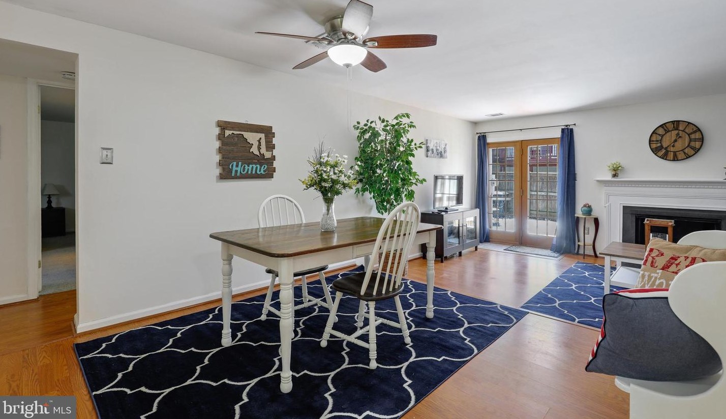 1476 Blockton Ct, Crofton MD 21114-1102 exterior