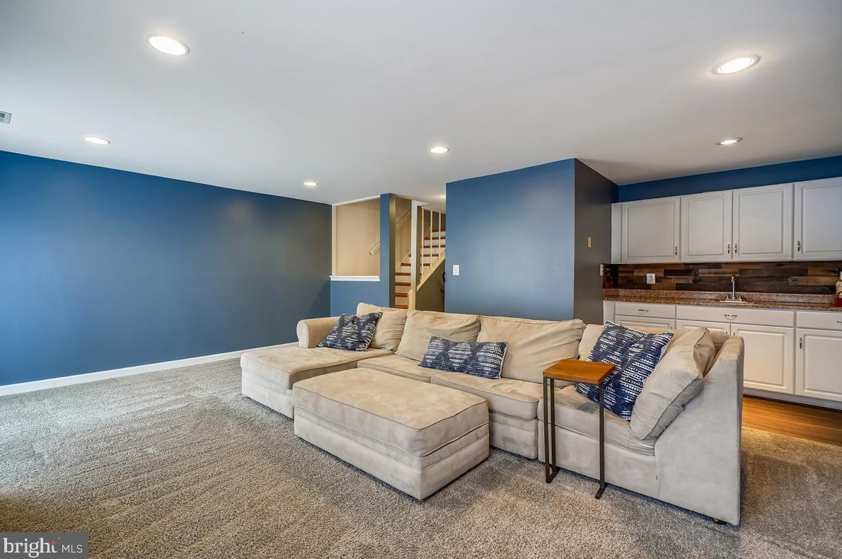 1122 Jeffrey Dr, Crofton MD 21114-1315 exterior