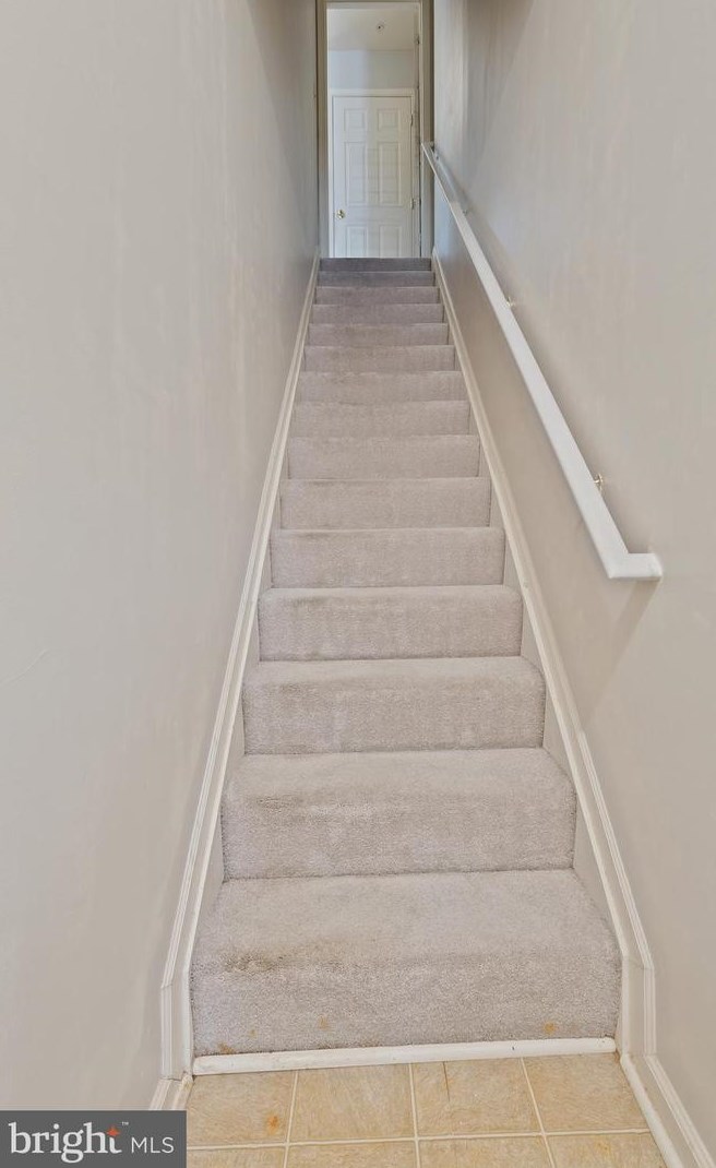 2488 Revere Ct, Crofton MD 21114-3250 exterior